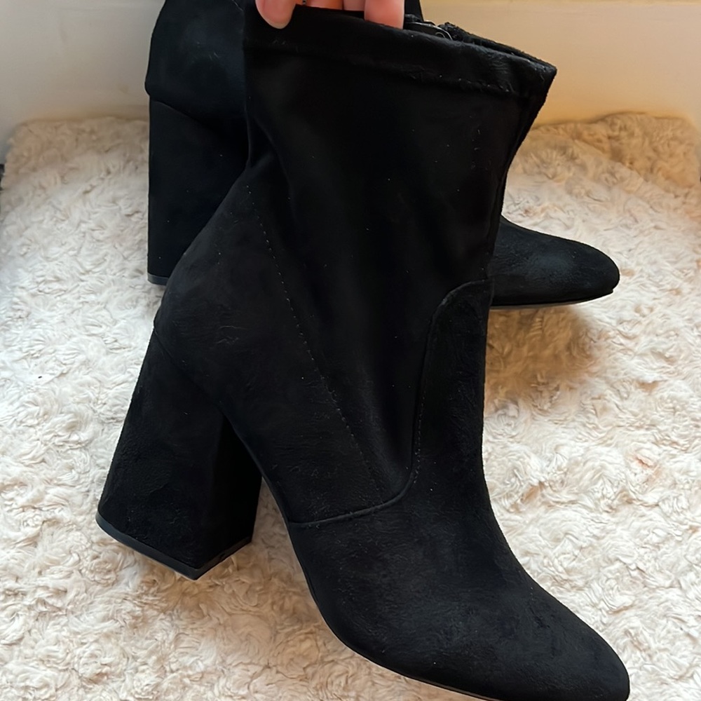 Madden Girl Black Booties - Picture 3 of 14